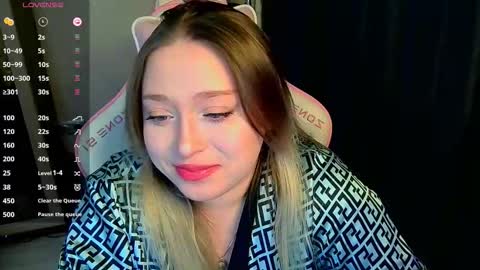 emiliaaah online show from March 9, 5:50 pm