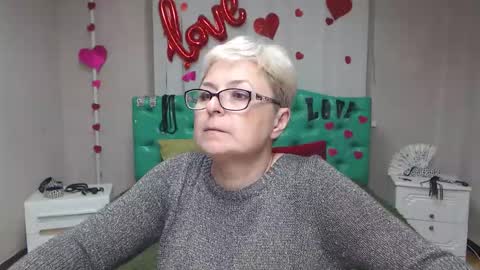 EmiliaGree online show from October 8, 6:36 pm