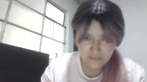 emiliahoney online show from January 5, 6:44 pm