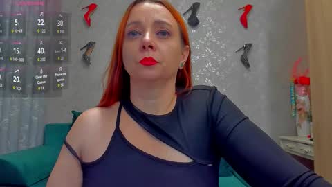 Emiliana online show from October 1, 1:21 pm