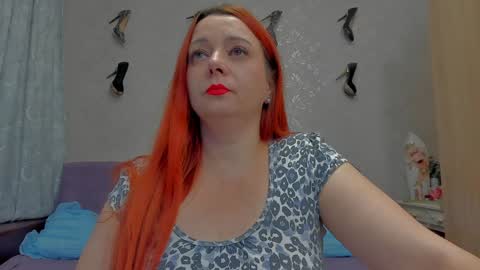 Emiliana online show from December 4, 9:45 am