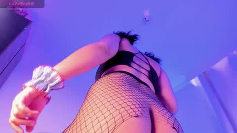 Emilie James online show from September 30, 5:01 pm