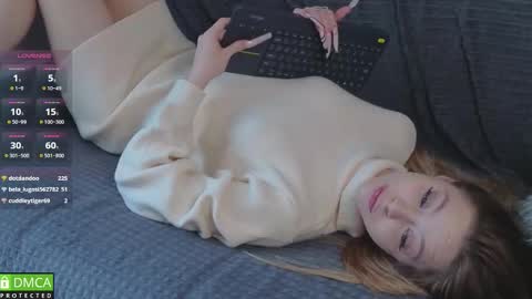 emilielong online show from March 27, 8:26 am