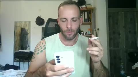 EmilioZem8 online show from December 6, 12:11 pm