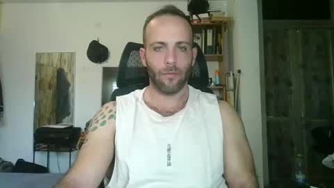 EmilioZem8 online show from December 7, 8:27 am