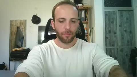 EmilioZem8 online show from January 31, 8:01 am