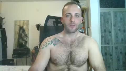 EmilioZem8 online show from March 7, 9:40 am