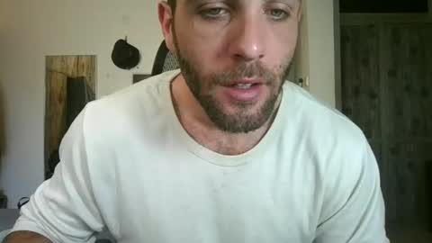 EmilioZem8 online show from January 17, 8:24 am