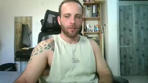 EmilioZem8 online show from February 1, 7:36 am