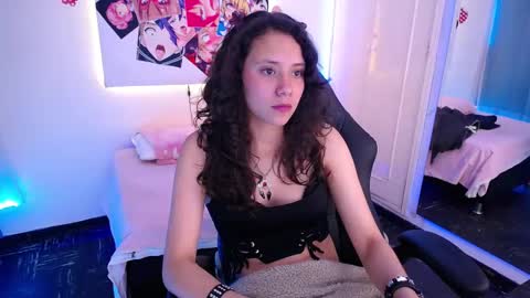 Emili Russo online show from November 20, 8:28 pm