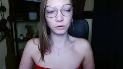 Emilly online show from February 17, 7:18 am