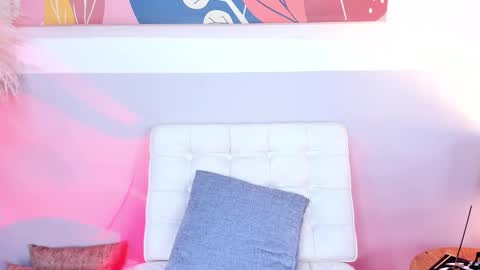 .  . online show from September 27, 12:25 pm