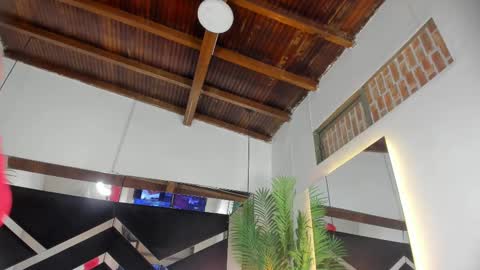 Emily  online show from November 18, 10:51 am