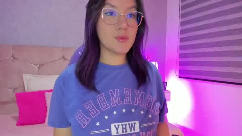 Emily online show from October 1, 3:16 am