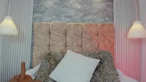 emily_arias19 online show from September 9, 2:44 am