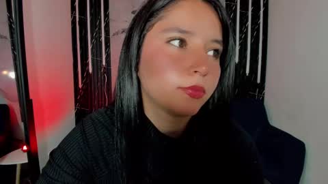Snapshot of emily_carter19 chatting on September 13, 8:44 pm Emily Carter online show from September 13, 8:44 pm