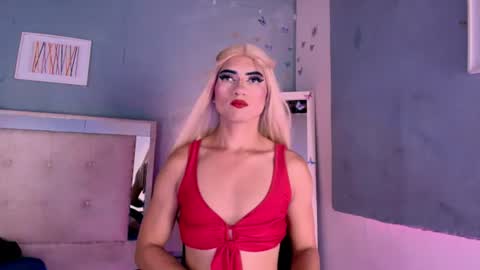 emily_castillo1_ online show from July 12, 5:43 am