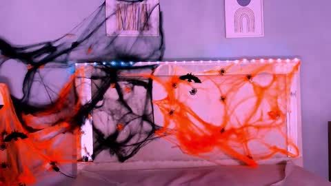 emily_castillo_1 online show from October 8, 5:02 am