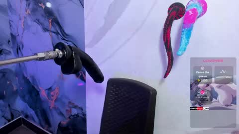 emily_evol online show from May 22, 11:50 am