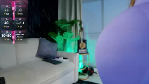 Emily foxx01 online show from February 17, 10:31 pm