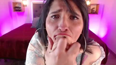 E M I L Y  online show from September 8, 3:22 pm