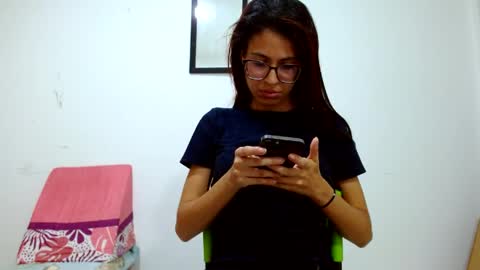 Emily online show from May 8, 4:29 am