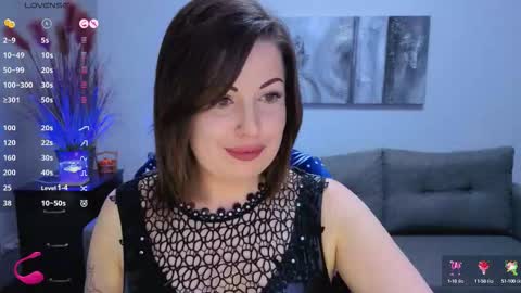 Emily online show from October 10, 2:12 pm