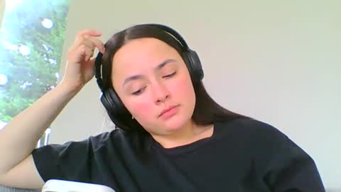 emily_morning_dew online show from January 28, 12:43 pm