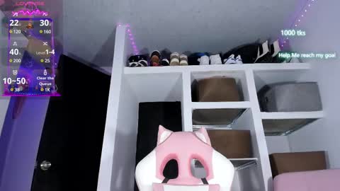 Snapshot of emily_palmeer chatting on February 27, 12:12 pm emily_palmeer online show from February 27, 12:12 pm