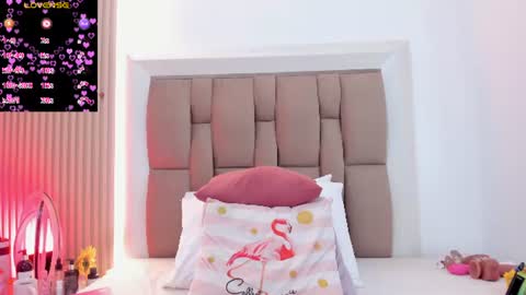 emily_rivas_ online show from August 4, 3:02 am