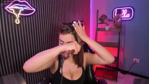 Emily  online show from October 18, 12:53 pm