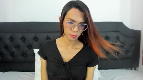 Snapshot of emily_rose78 chatting on September 10, 4:52 pm EMILY online show from September 10, 4:52 pm