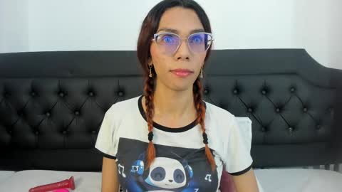 Snapshot of emily_rose78 chatting on September 12, 8:44 pm EMILY online show from September 12, 8:44 pm