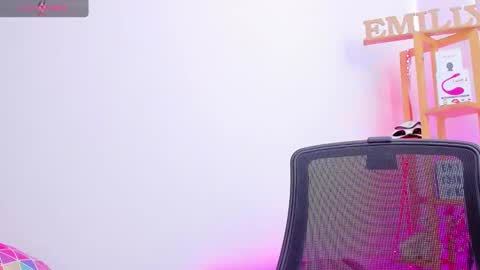 Emily online show from September 12, 1:24 pm