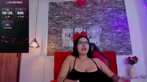 emily_sc online show from February 7, 7:06 pm