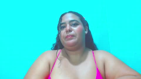 Snapshot of emily_sweet_23 chatting on January 13, 3:12 am Liss online show from January 13, 3:12 am
