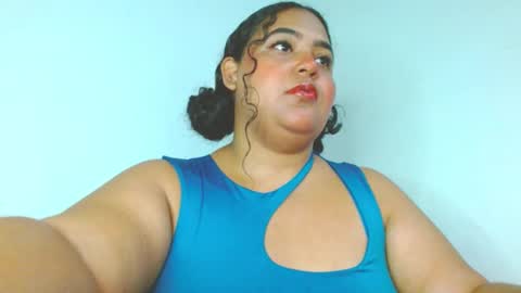 Snapshot of emily_sweet_23 chatting on January 31, 11:24 pm Liss online show from January 31, 11:24 pm