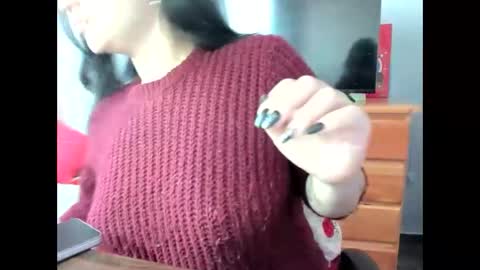 emily_vixen_ online show from October 27, 10:59 am