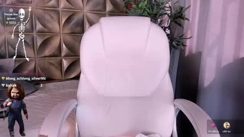  Emily  online show from October 25, 2:50 pm