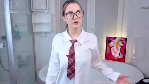 Emily online show from January 13, 5:21 pm