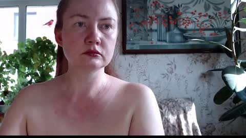 EmilyDoth online show from June 7, 11:59 am