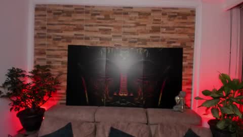 emily online show from September 19, 3:43 am