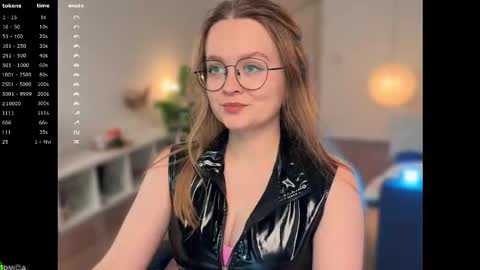 Emily  online show from January 9, 1:39 pm