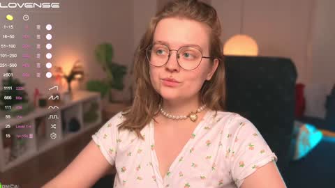 Snapshot of emilyforelsket chatting on January 12, 12:12 pm Emily online show from January 12, 12:12 pm
