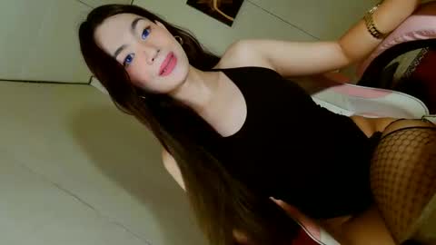 ariane online show from October 10, 10:54 am