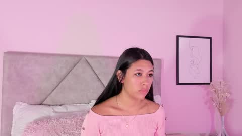 Emily online show from November 11, 11:01 am