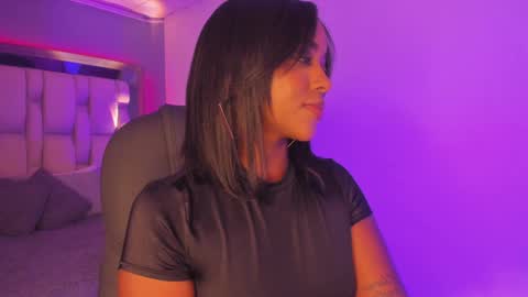 Emily  online show from January 15, 7:55 pm