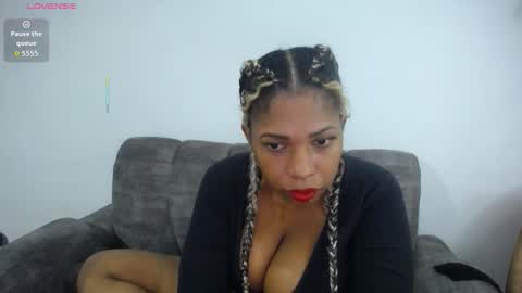 Emilyhines online show from October 12, 2:26 am