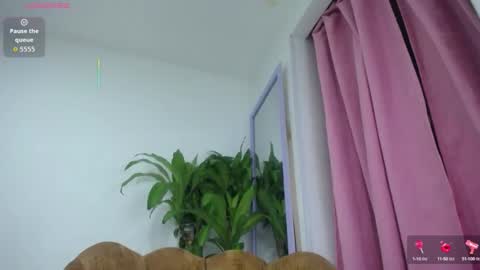 Emilyhines online show from September 22, 2:04 am