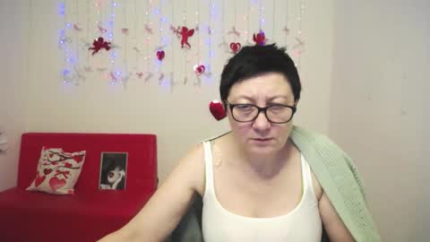 Emily online show from February 15, 6:06 pm